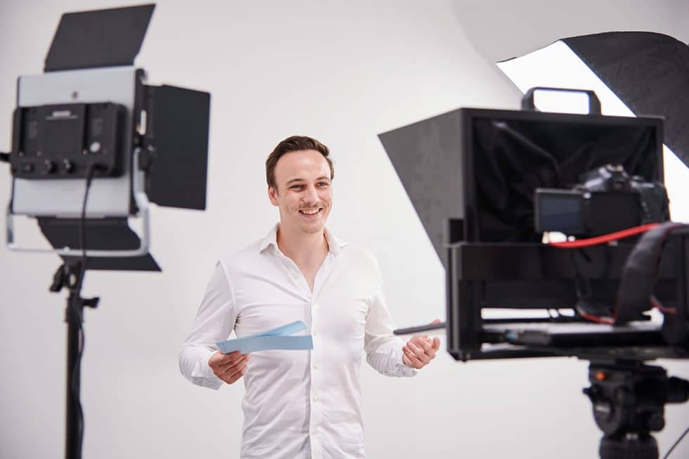 Ausbildung TVModerator Logo Institut